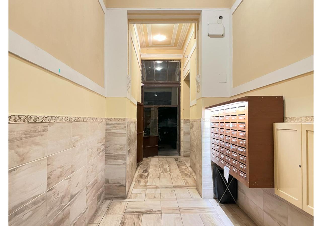 Majestic Residency - 3 Bedrooms Apartment Budapest Exteriör bild