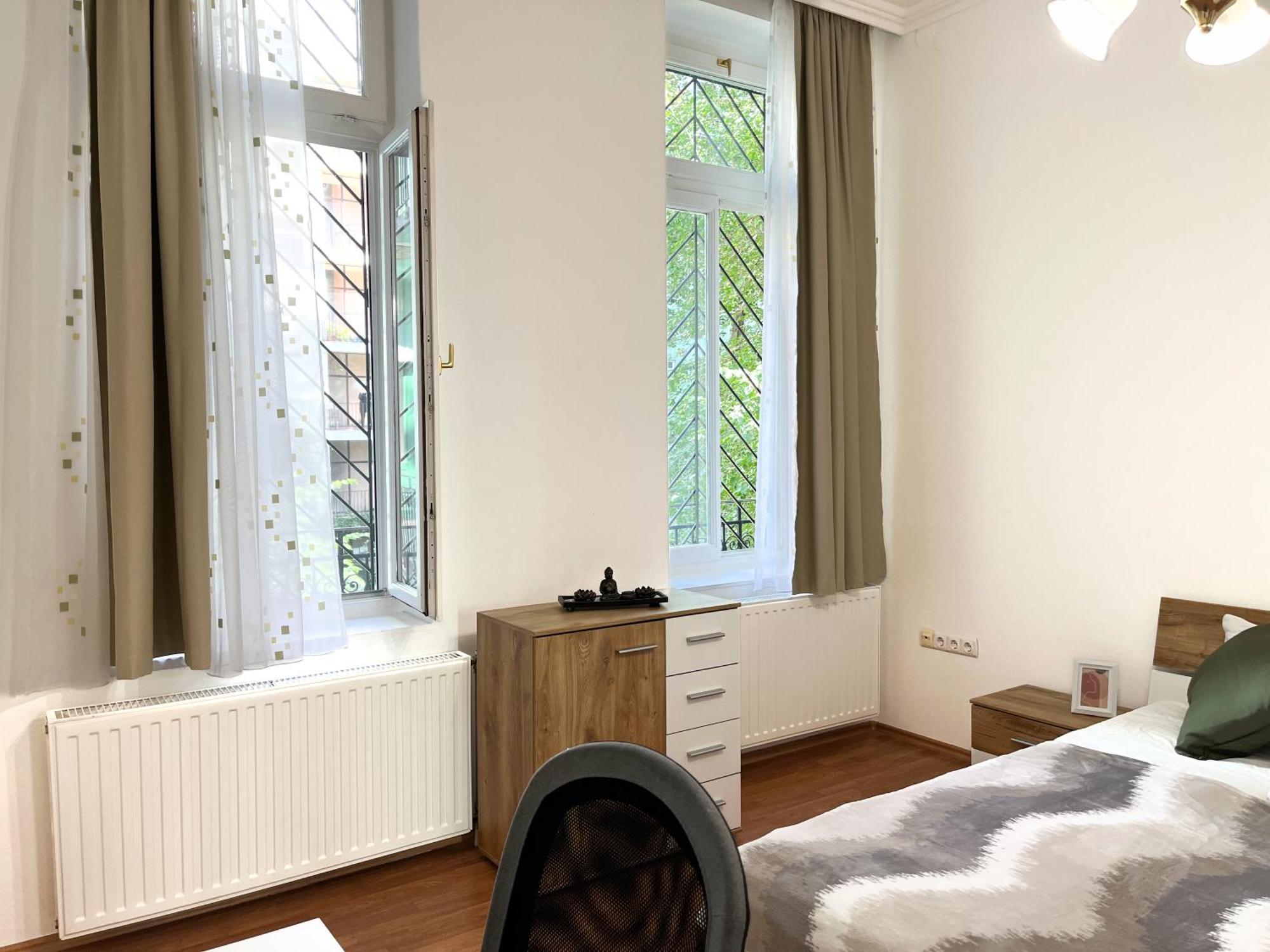 Majestic Residency - 3 Bedrooms Apartment Budapest Exteriör bild